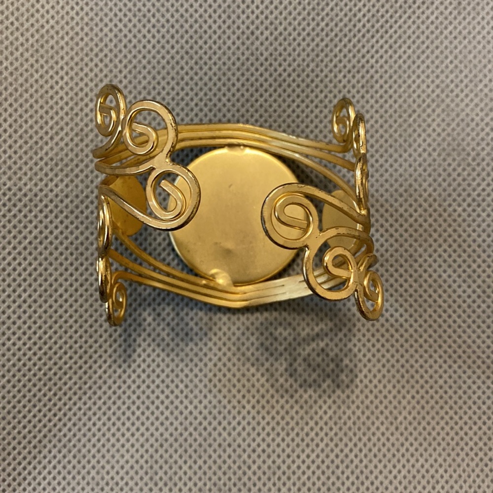 Turquoise / Gold Cuff - Picture 3 of 3